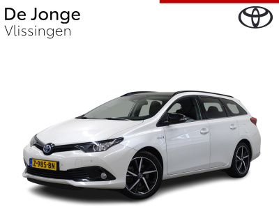 Toyota Auris touring sports 1.8 hybrid black edition | trekhaak | pdc | leder | stoelverwarming