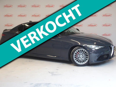 Alfa Romeo Giulia 2.0t super veloce nl auto, adaptive cruise, el memory stoel, stoel+ stuurverw