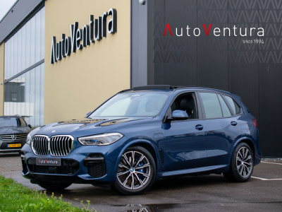 BMW X5 xdrive45e high executive m-sport | trekhaak | softclose | panodak | leder | laser-led