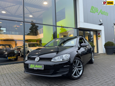 Volkswagen Golf 1.2 tsi r-line * pdc 2x * 18 inch * 100% onderhouden