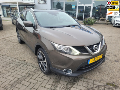 Nissan Qashqai 1.2 tekna automaat panoramadak