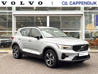 Volvo XC40 b4 197pk plus dark| adap.cruise| camera| stoel.verw| keyless