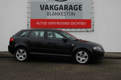 Audi A3 sportback 1.6 fsi attraction