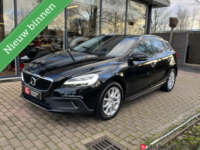 Volvo V40 cross country 1.5 t3 polar+ luxury pano leder h/k