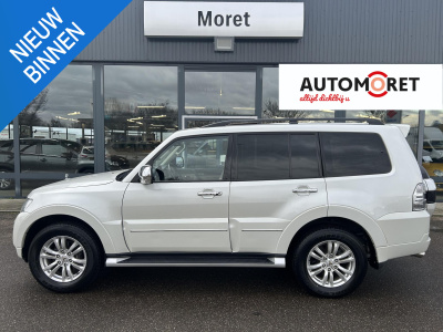 Mitsubishi Pajero 3.8 gls instyle