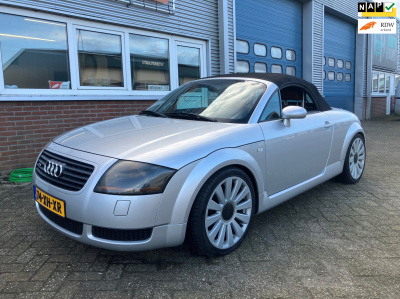 Audi TT roadster 1.8 5v turbo quattro baseball leder!