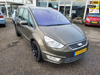 Ford Galaxy 1.6 scti titanium