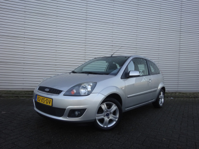 Ford Fiesta 1.6-16v futura 1e eigenaar / airco / elektr. ramen / lm velgen / nap