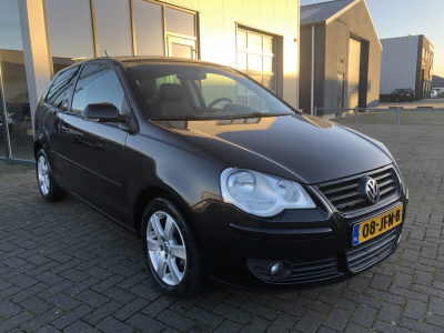 Volkswagen Polo 1.4-16v black edition 1e eigenaar