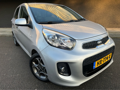 Kia Picanto 1.0 cvvt dynamicline // cruise // climate // led //