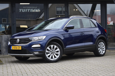 Volkswagen T-roc 1.0 tsi style | apple carplay | navigatie | adaptieve cruise | parkeersensoren | climate controle | nap