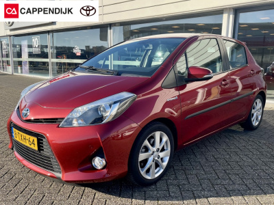 Toyota Yaris 1.5 hybrid dynamic | net binnen | parkeersensoren | cruisecontro