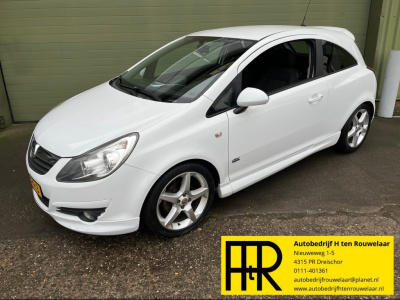 Opel Corsa 1.4 - 16v sport opc uitvoering