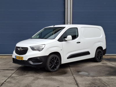 Opel Combo 1.6d l2h1 edition airco / navi / cruise controle / n.a.p / euro 6