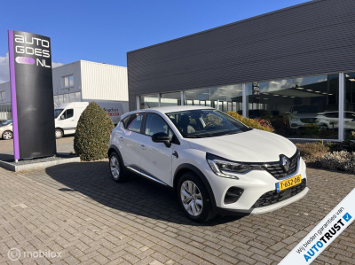 Renault Captur 1.3 tce 140 intens i achteruitrijcamera + pdc