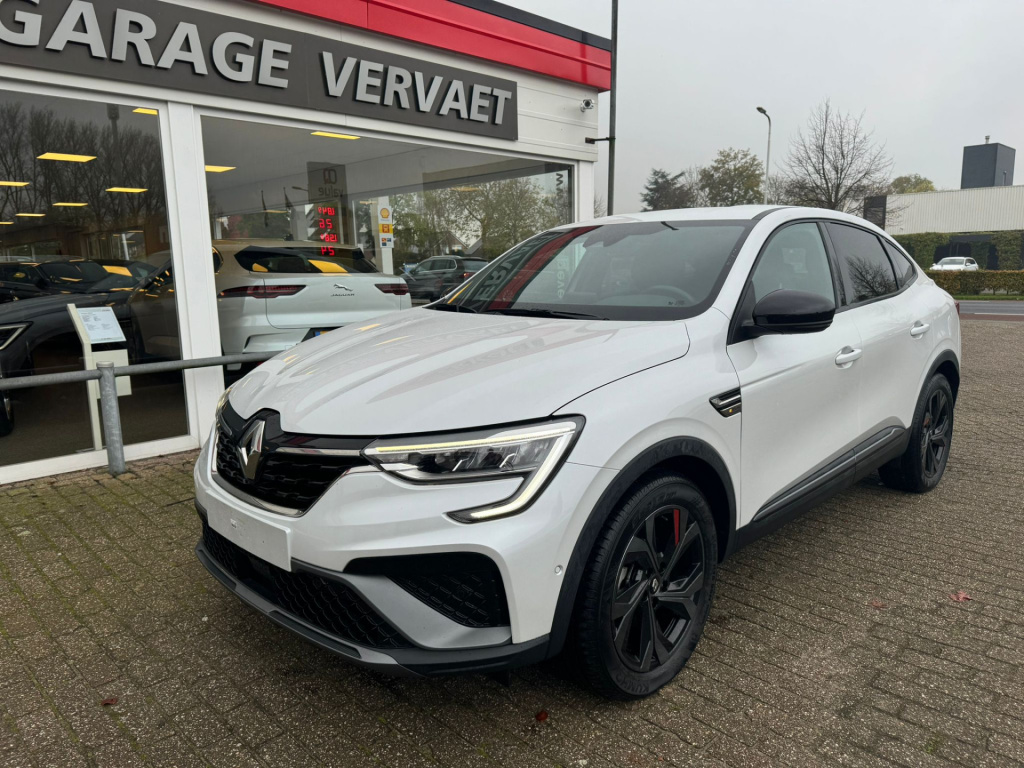 Renault Arkana 1.6 e-tech hybrid 145 r.s. line