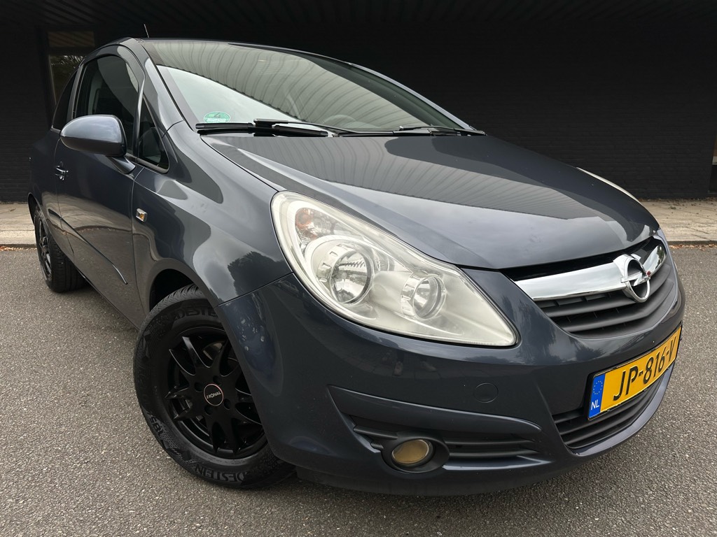 Opel Corsa 1.2-16v enjoy