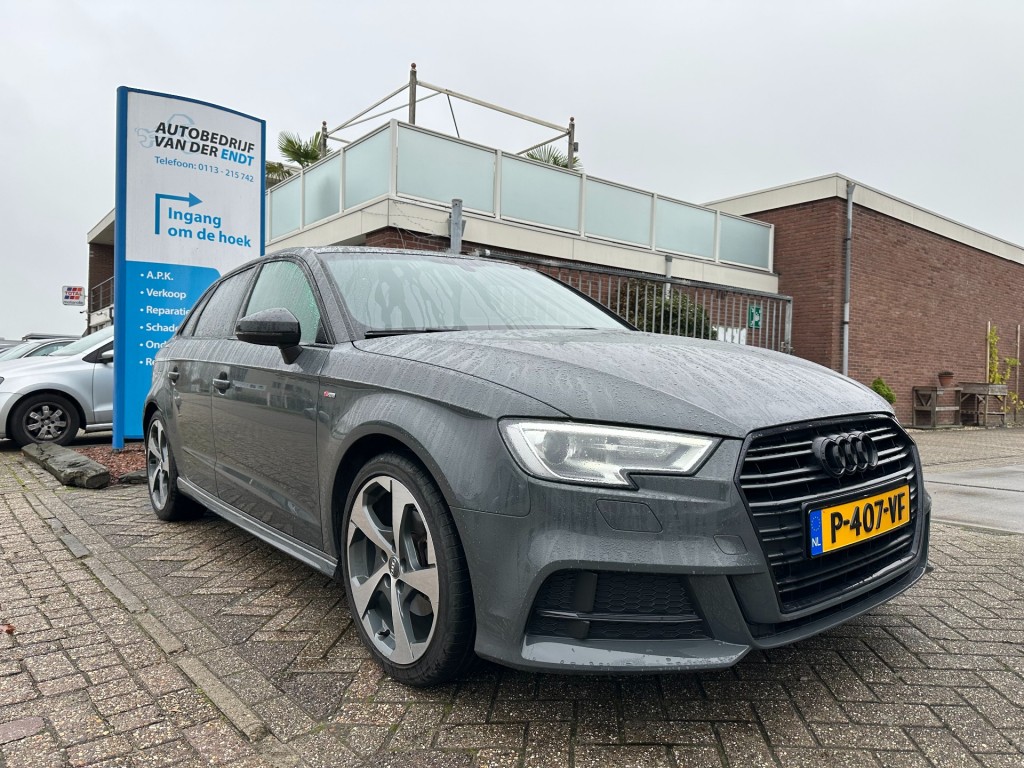 Audi A3 1.5 tfsi cod sport s-line edition 18'' velgen carplay xenon