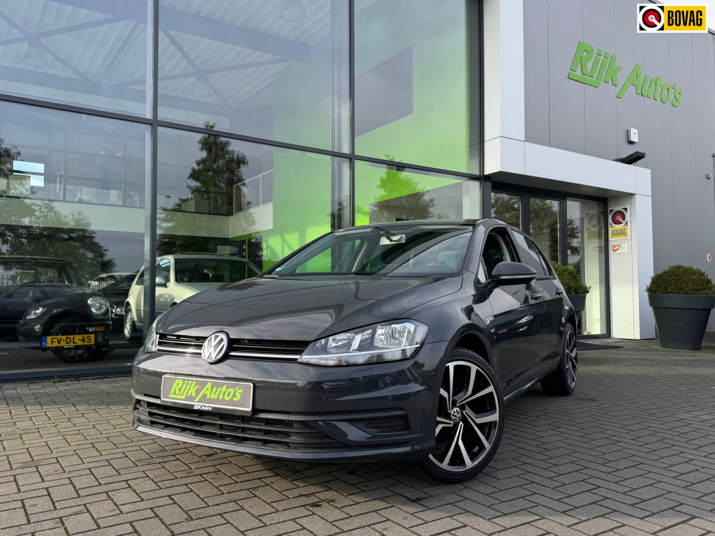 Volkswagen Golf 1.0 tsi r-line * navigatie * stoelverwarming