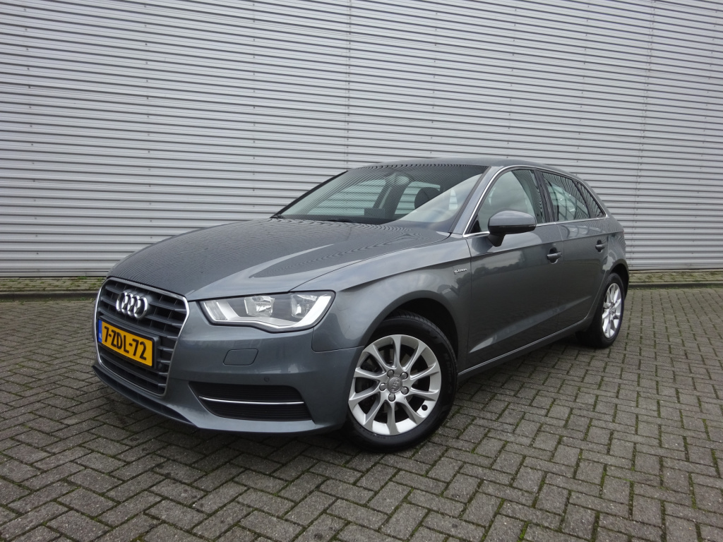 Audi A3 sportback 1.4 tfsi pro line g-tron automaat camera / navi / cruise control / lm velgen