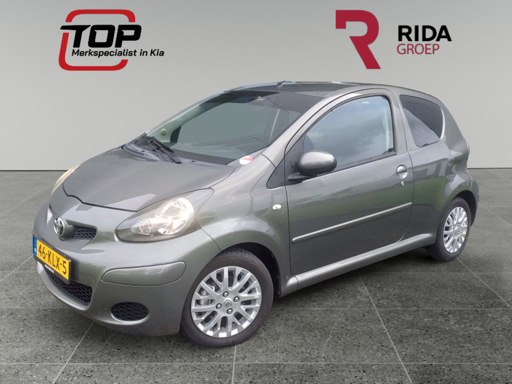 Toyota Aygo 1.0-12v aspir. green