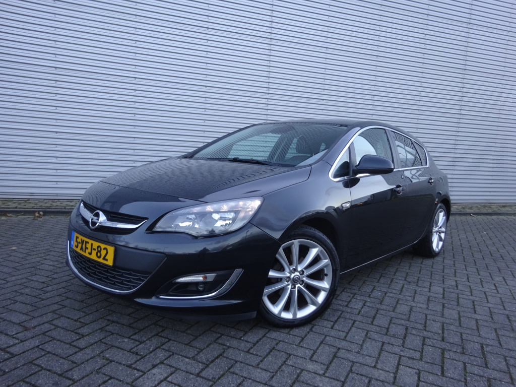 Opel Astra 1.4 turbo sport leder / navi / cruise control / 18 inch