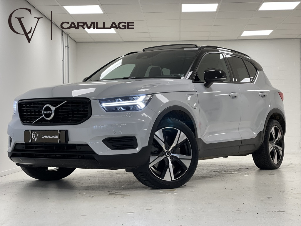 Volvo XC40 1.5 t4 recharge r-design | pano | trekhaak | stuurwiel-verw