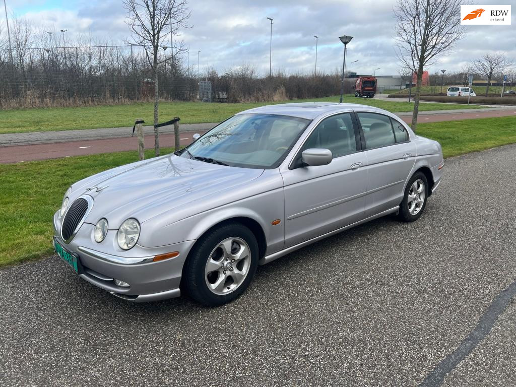 Jaguar S-Type 3.0 v6 executive automaat