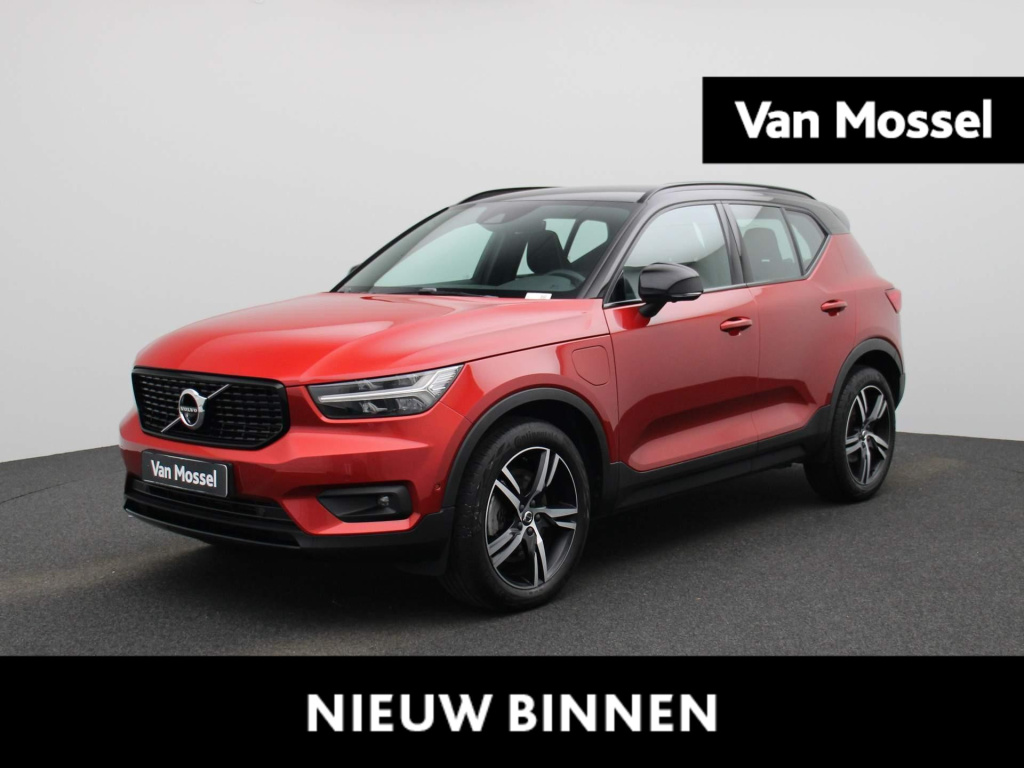 Volvo XC40 1.5 t5 recharge r-design | automaat | navigatie | stoel\stuur verwarming | camera | virtual cockpit | elec. kofferklep | climate control | harman kardon | apple carplay