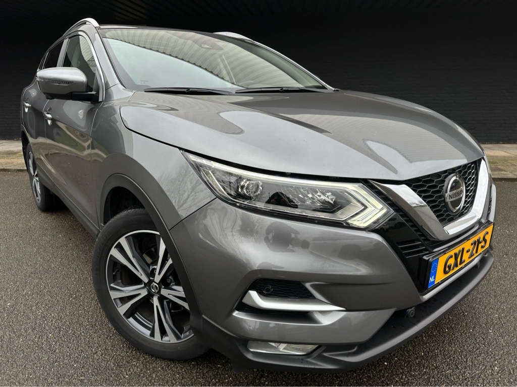 Nissan Qashqai 1.3 dig-t n-connecta // automaat //