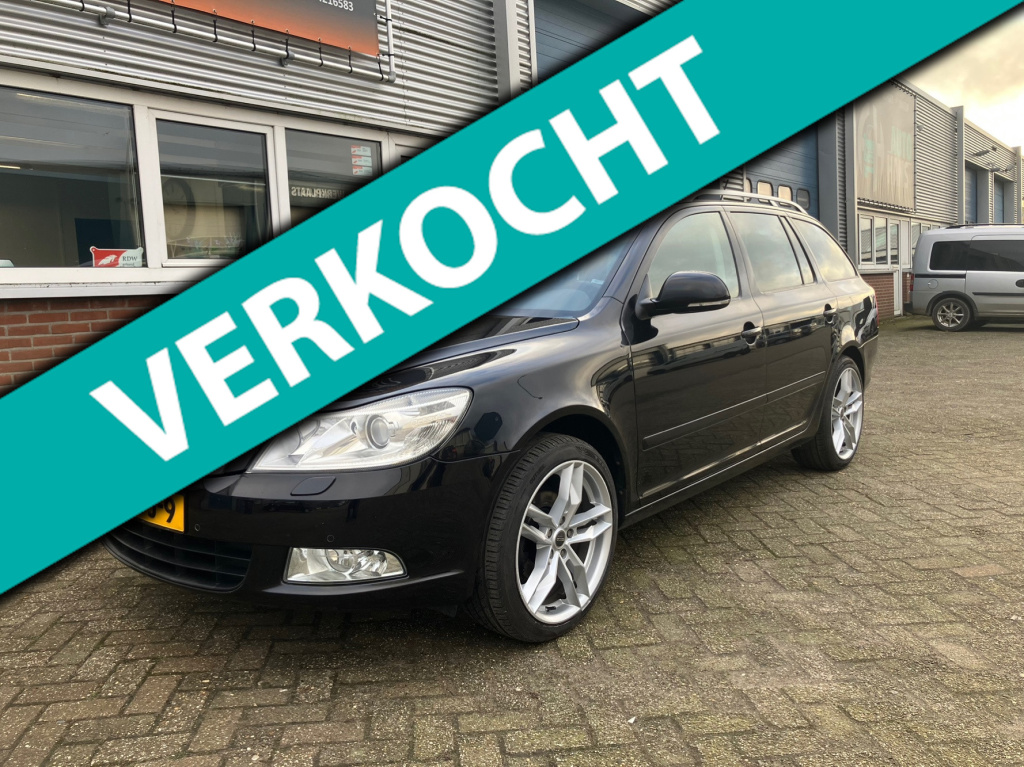 Skoda Octavia combi 1.4 tsi greentech elegance business line navi