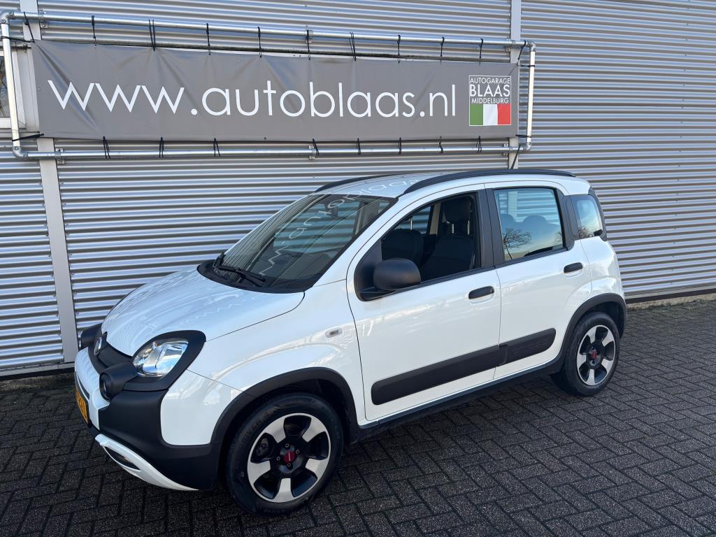 Fiat Panda 1.0 hybrid cross