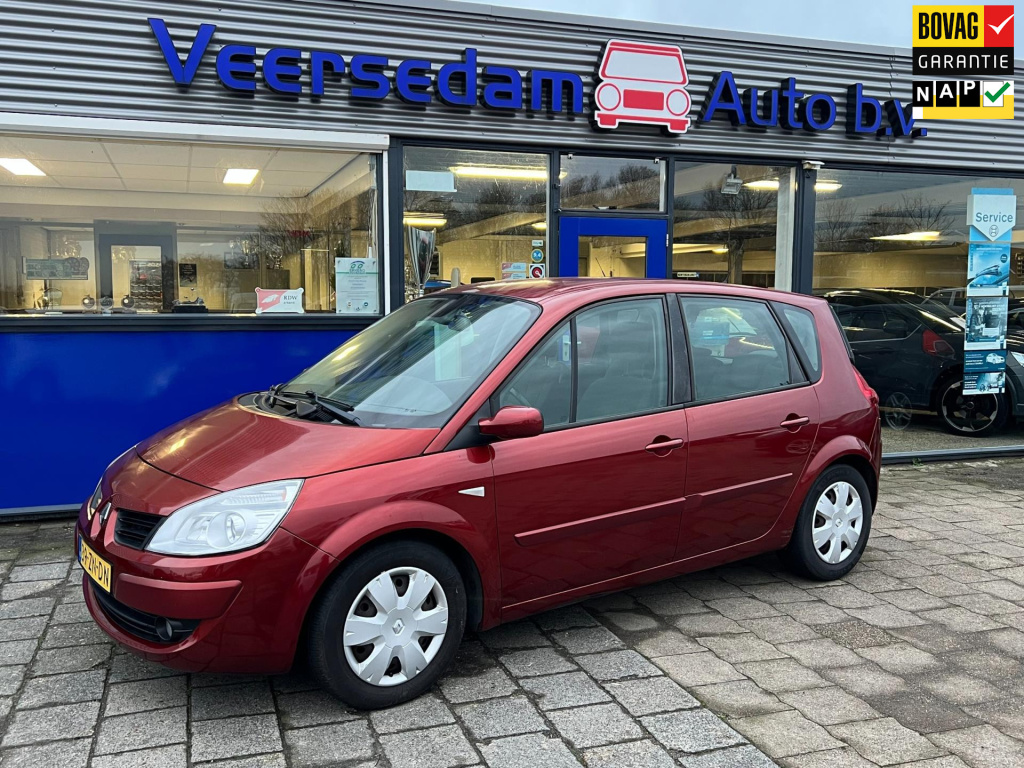 Renault Scenic 2.0-16v business line