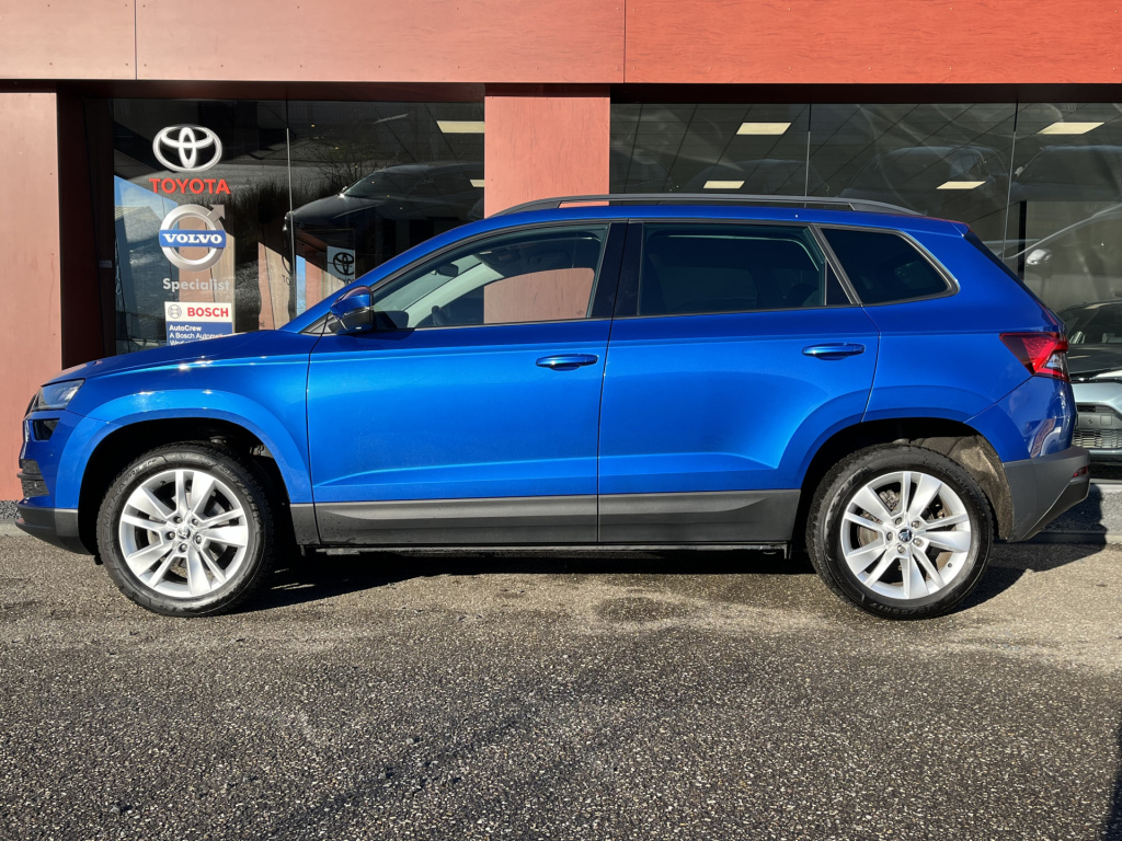 Skoda Karoq 1.5 tsi act business edition | automaat | winterpakket | trekhaak | park sens. v+a