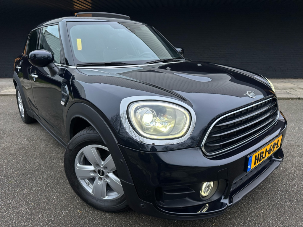 Mini Countryman mini 1.5 cooper // leder // panoramadak // automaat