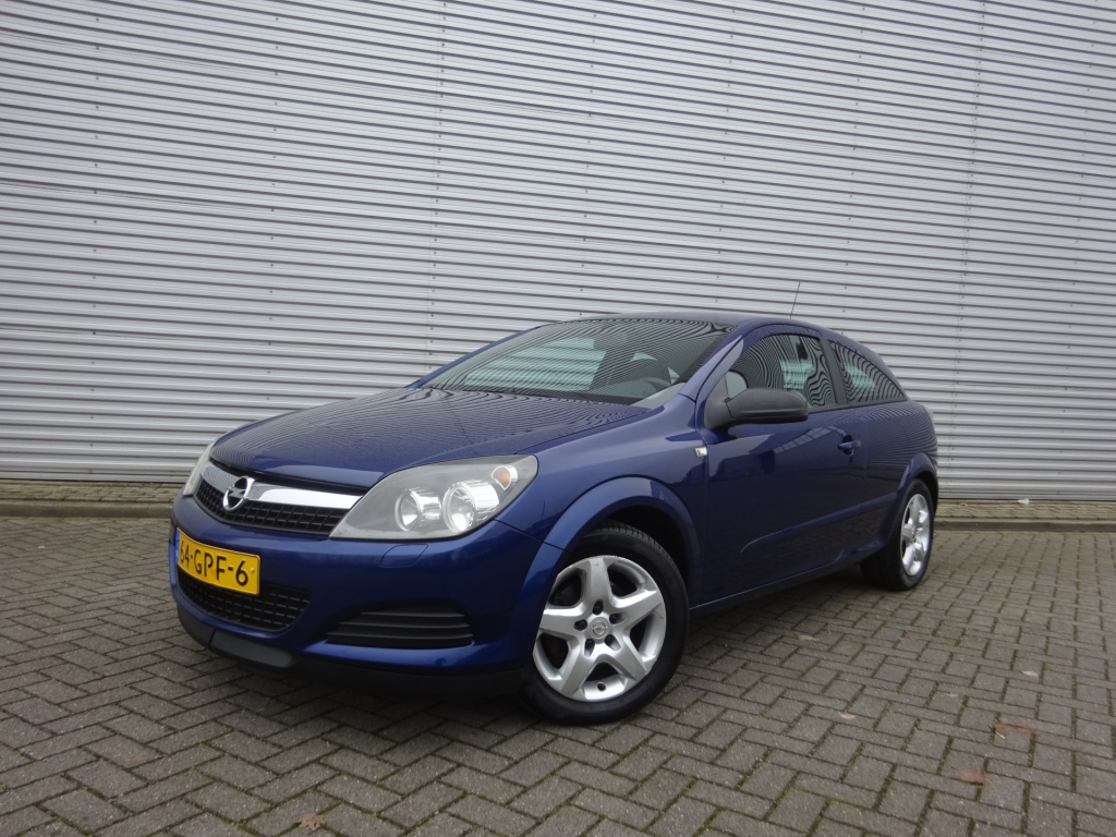 Opel Astra gtc 1.8 business airco / elektr. ramen / cruise control / nap