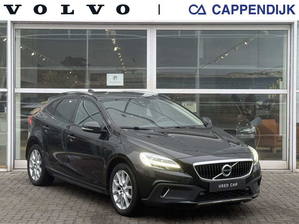 Volvo V40 cross country t3 153pk aut6 polar+ luxury| leder|pano| camera|dab+|keyless