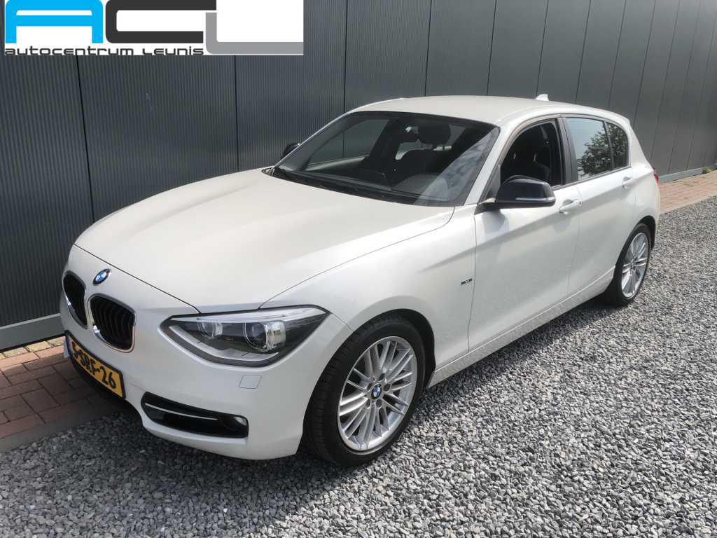 BMW 1 Serie 116i 136pk executive sportline 5-drs