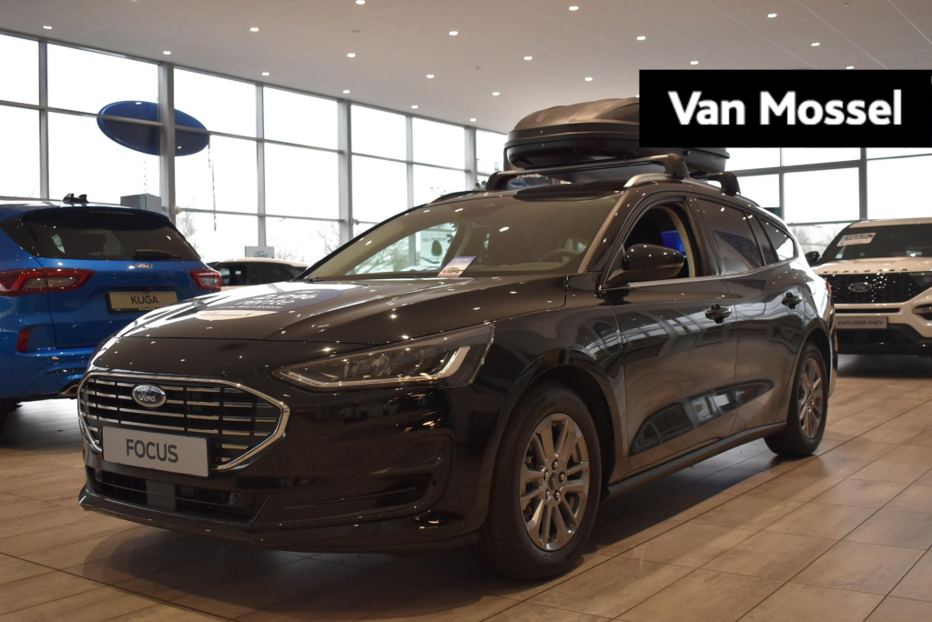 Ford Focus wagon 1.0 ecoboost hybrid titanium | €3500.- korting (2024.00) | 2.9% rente via ford options | winterpack | incl. dakkoffer en dwarsdragers | incl. ford protect verlengde garantie 2 + 3 jaar/100.000 km |