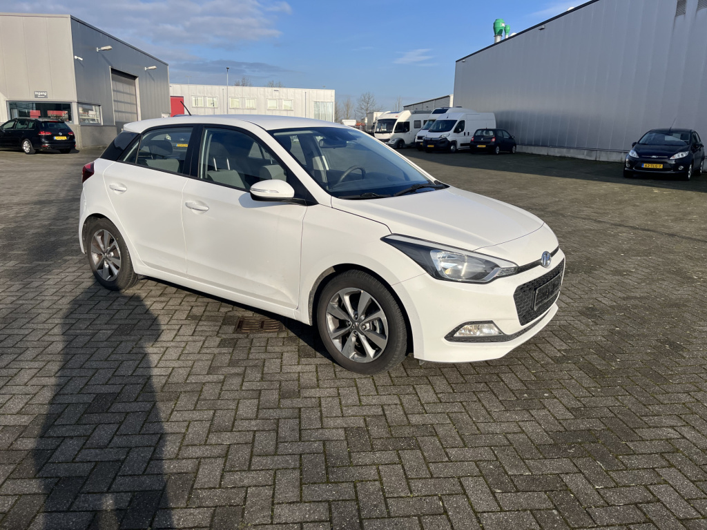 Hyundai I 20 1.2 hp i-motion 5 drs