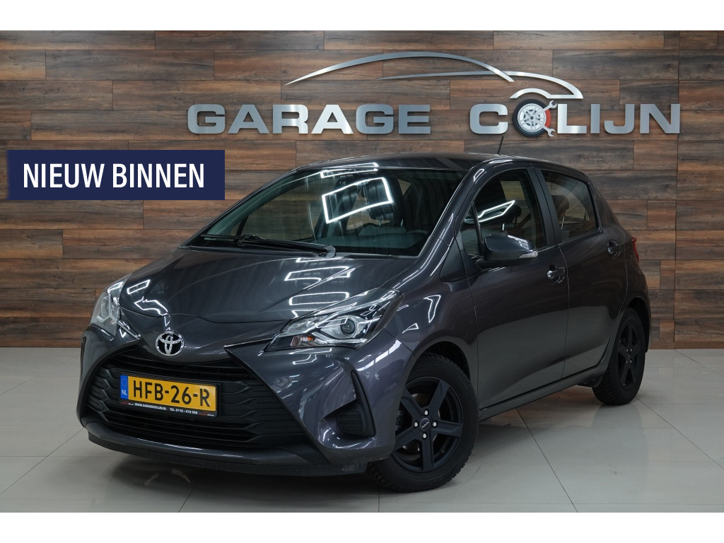 Toyota Yaris 1.0 vvt-i | camera | 15" | bluetooth |