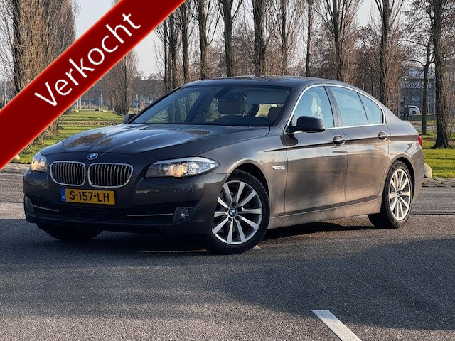 BMW 5 Serie 523i l 6 cilinder l beige leder l zomer + winterset l navi l parkeersensoren l airco l