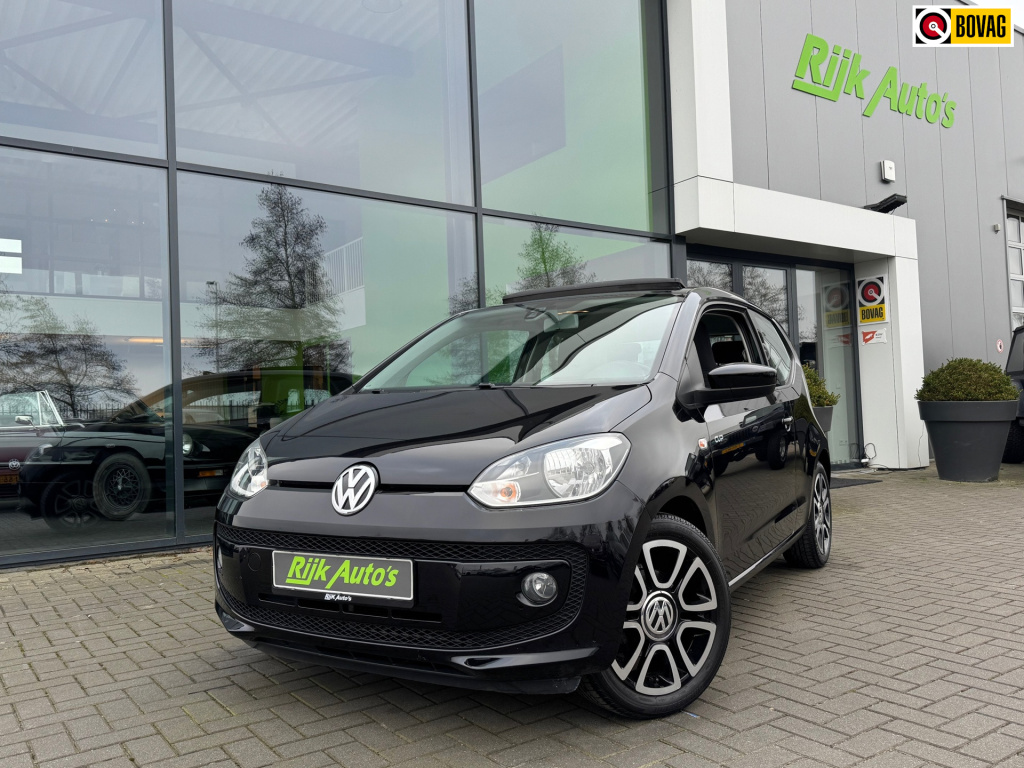 Volkswagen UP! 1.0 move up! * panoramadak * stoelverwarming * pdc