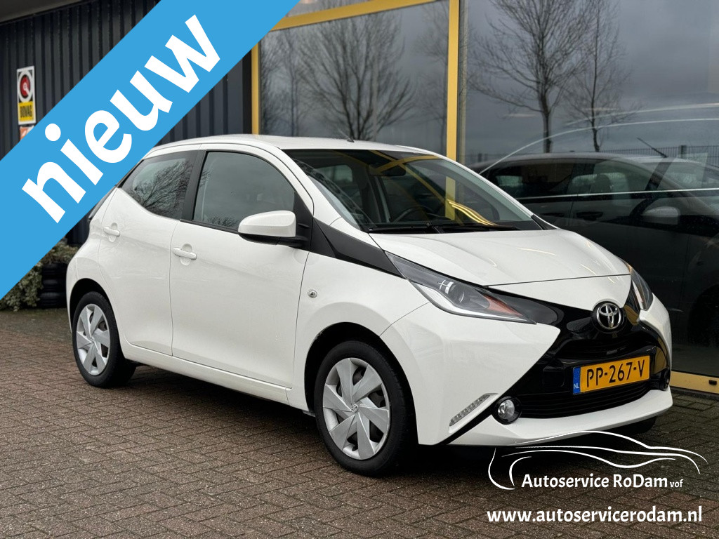 Toyota Aygo 1.0 vvt-i x-play