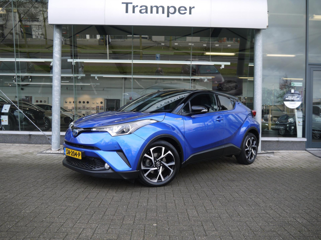 Toyota C-hr 1.8 hybrid bi-tone|rijklaar