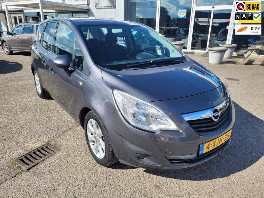 Opel Meriva 1.4 turbo cosmo 4250€ dit is de meeneemprijs/