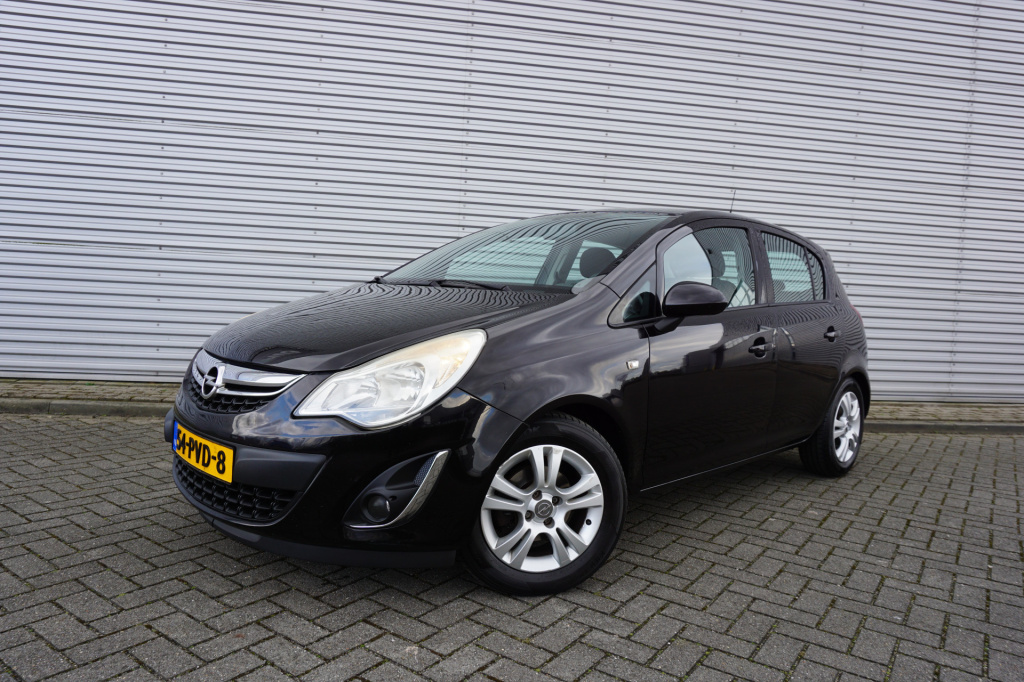 Opel Corsa 1.3 cdti ecoflex s/s edition airco / navi / cruise / lm velgen / nap