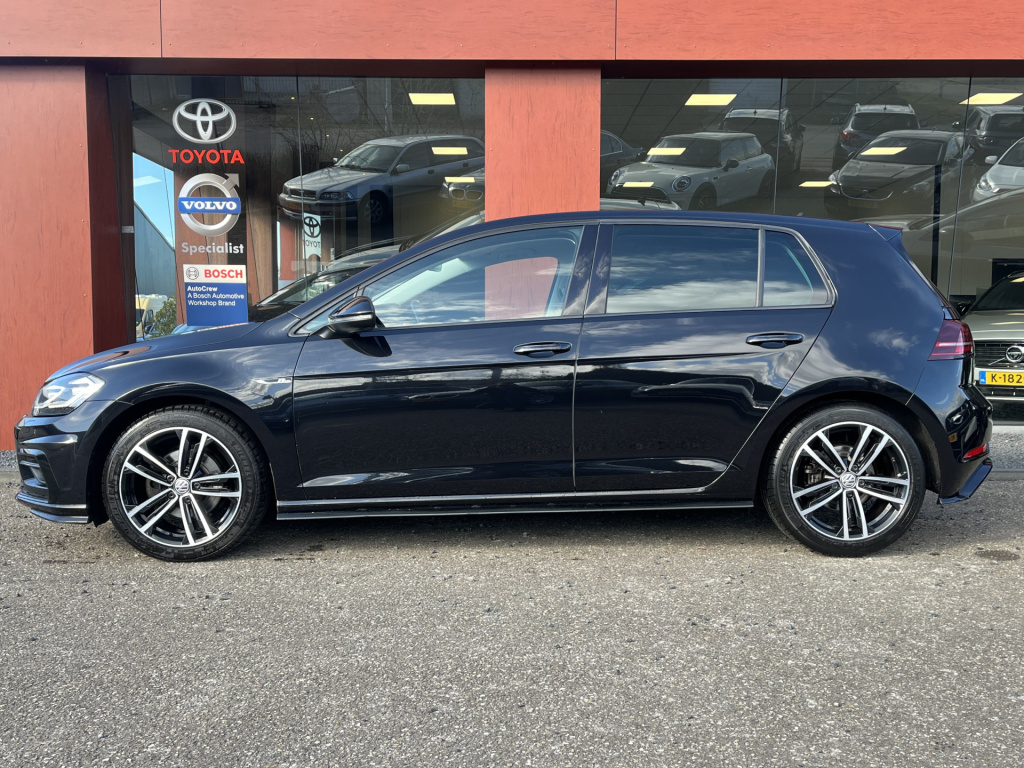 Volkswagen Golf 1.5 tsi r-line highline | acc | carplay | navi | pano | virtual cockpit