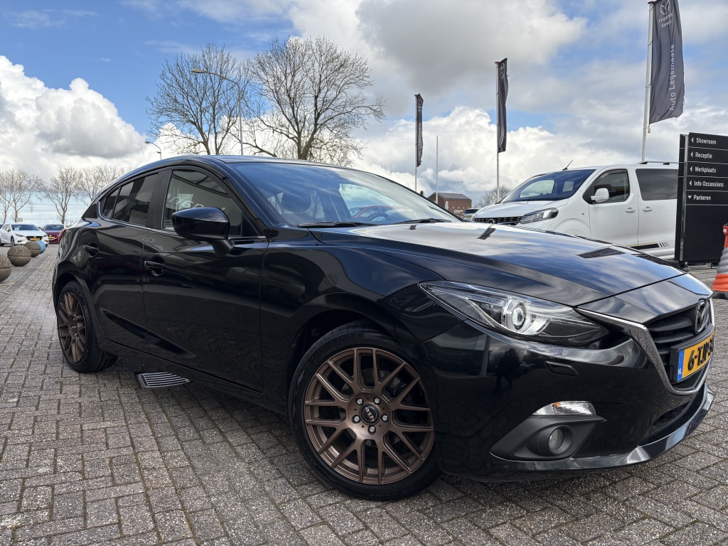 Mazda 3 2.0 ts+ 18" nieuw lm set trekhaak 100% dealeronderhouden