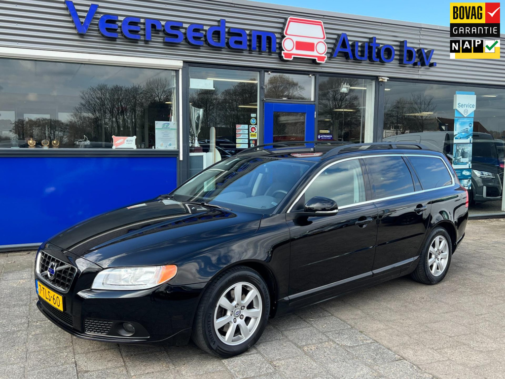 Volvo V70 1.6 d2 kinetic, trekhaak, navi, parkeersensoren enz...